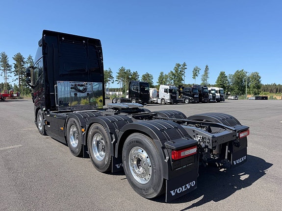 Volvo FH16 780 8x4 Tridem Tungdragare 3 of 12