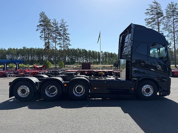 Volvo FH16 780 8x4 Tridem Tungdragare 5 of 12