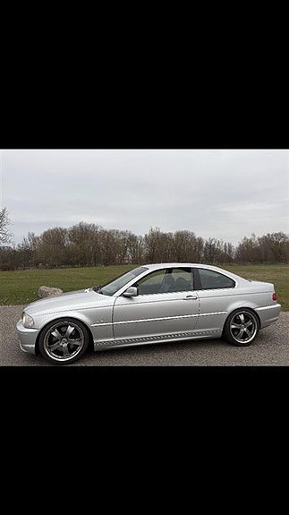 BMW 330Ci 2 of 5