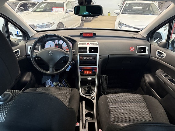 Peugeot 307 16 of 18