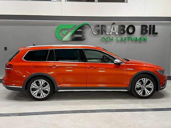 Volkswagen Passat Alltrack 6 of 22