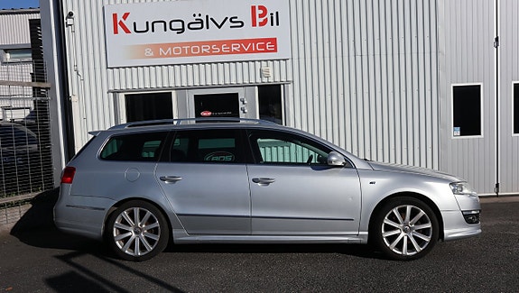 Volkswagen Passat 2 of 5