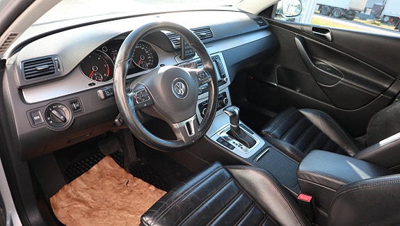 Volkswagen Passat 3 of 5