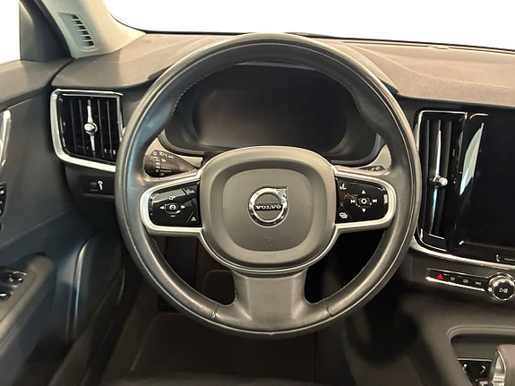 Volvo V90 10 of 14