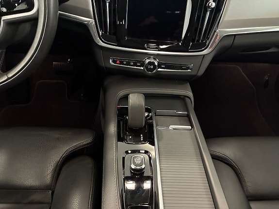 Volvo V90 12 of 14