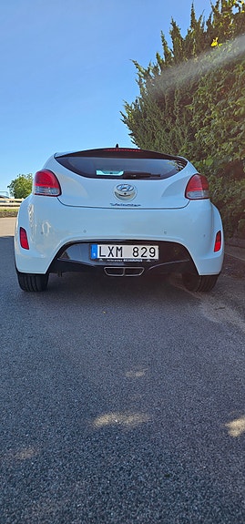 Hyundai Veloster 5 of 19