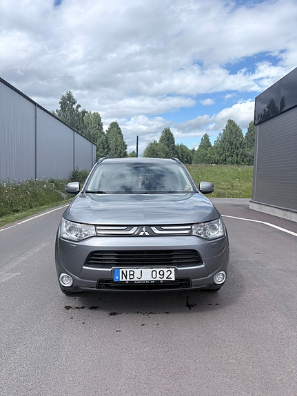 Mitsubishi Outlander 3 of 21