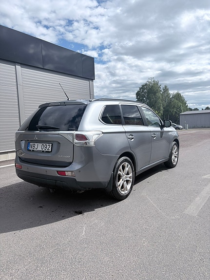 Mitsubishi Outlander 5 of 21