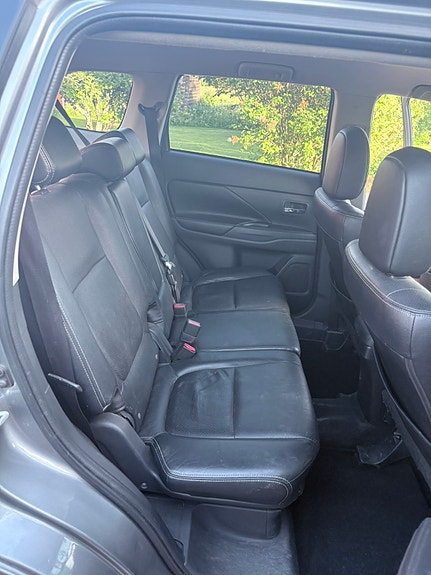 Mitsubishi Outlander 14 of 21