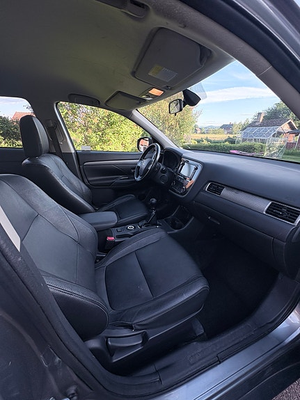 Mitsubishi Outlander 17 of 21