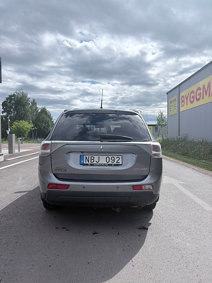 Mitsubishi Outlander 6 of 21