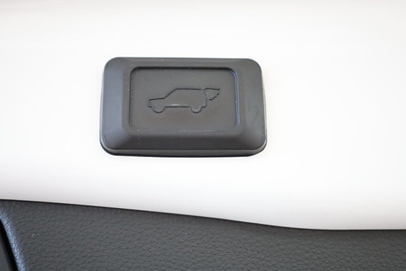 Toyota RAV4 28 of 28