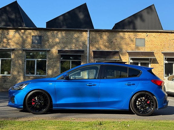 Ford Focus 20 of 30