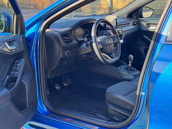Ford Focus 26 of 30