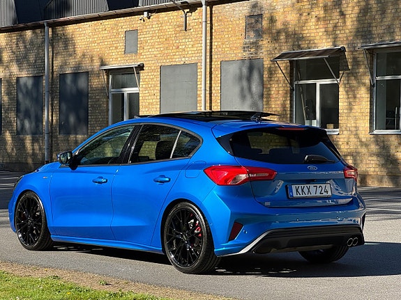 Ford Focus 17 of 30