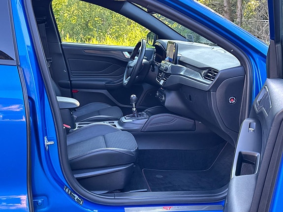 Ford Focus 29 of 30