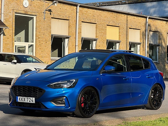 Ford Focus 21 of 30