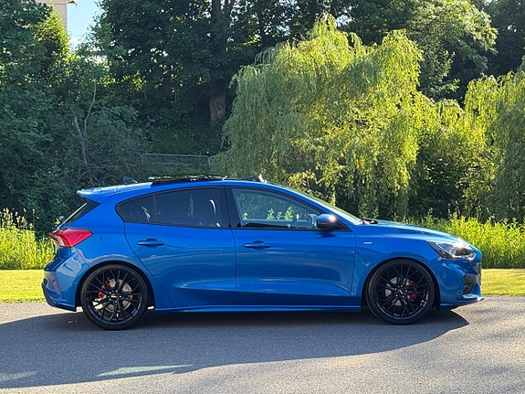 Ford Focus 9 of 30
