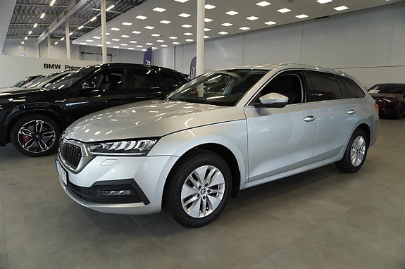Skoda Octavia 3 of 5