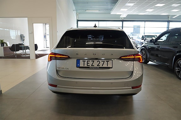 Skoda Octavia 5 of 5