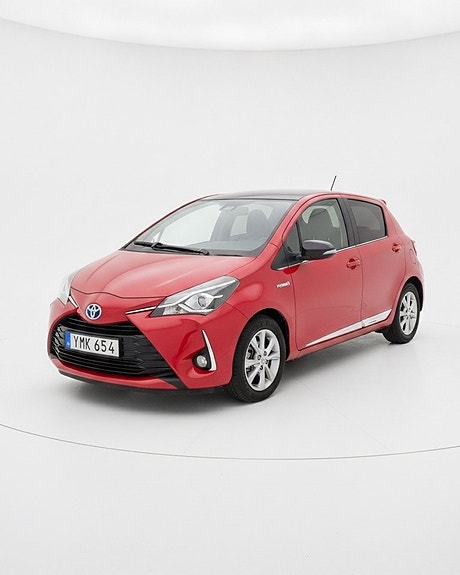 Toyota Yaris 2 of 16