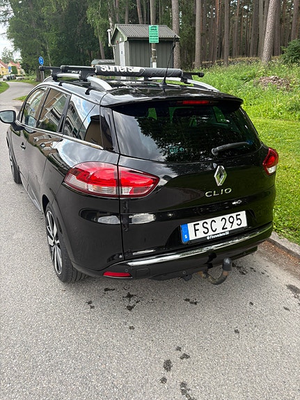Renault Clio 2 of 4