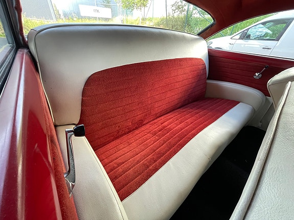 Ford Fairlane 5 of 5