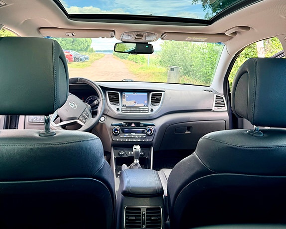 Hyundai Tucson 4 of 5