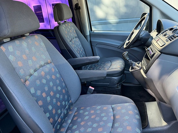 Mercedes-Benz Vito 108 8 of 11