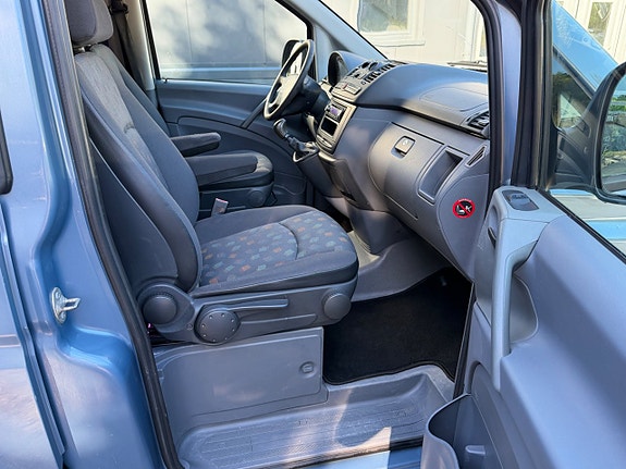 Mercedes-Benz Vito 108 9 of 11