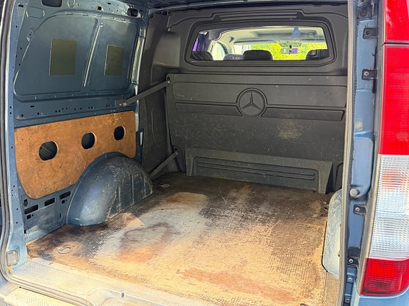 Mercedes-Benz Vito 108 11 of 11