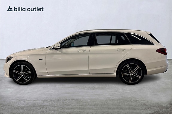 Mercedes-Benz C300 9 of 28