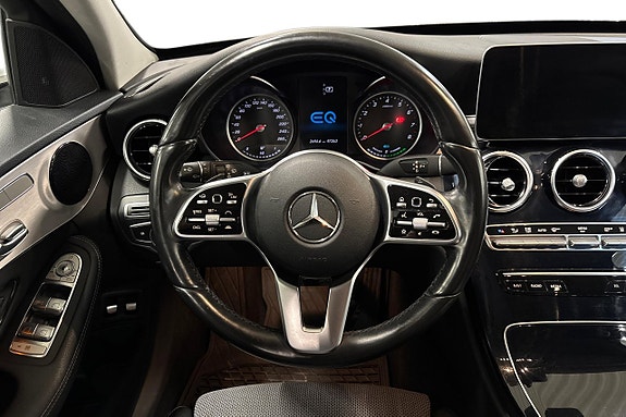 Mercedes-Benz C300 16 of 28
