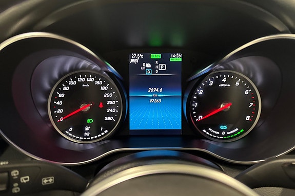 Mercedes-Benz C300 17 of 28