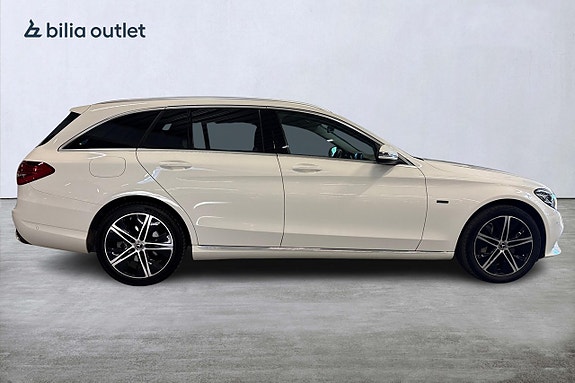 Mercedes-Benz C300 5 of 5