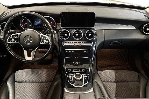 Mercedes-Benz C300 12 of 28