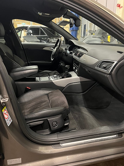 Audi A6 2 of 6