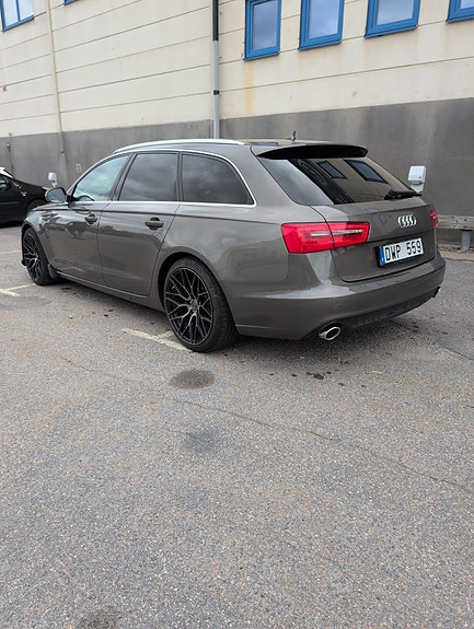 Audi A6 3 of 7