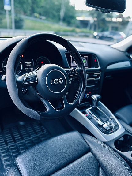 Audi Q5 6 of 19