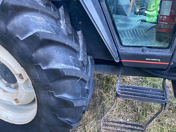 Valtra/Valmet 6200 med lastare och Turbinkoppling 5 of 12