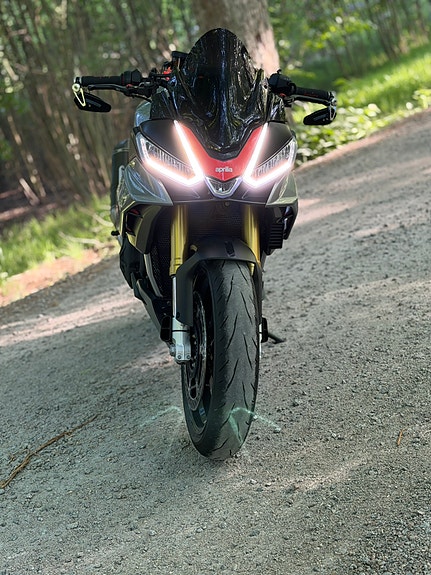 Aprilia Tuono 3 of 3