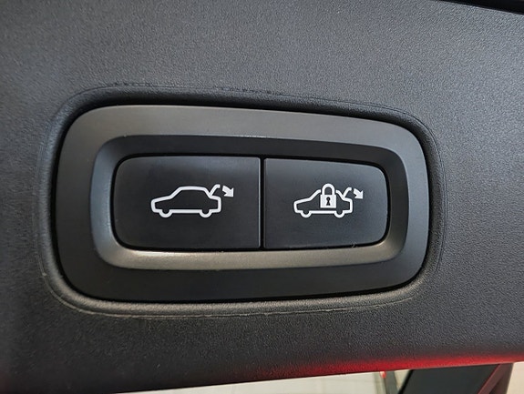 Volvo V90 Cross Country 15 of 15