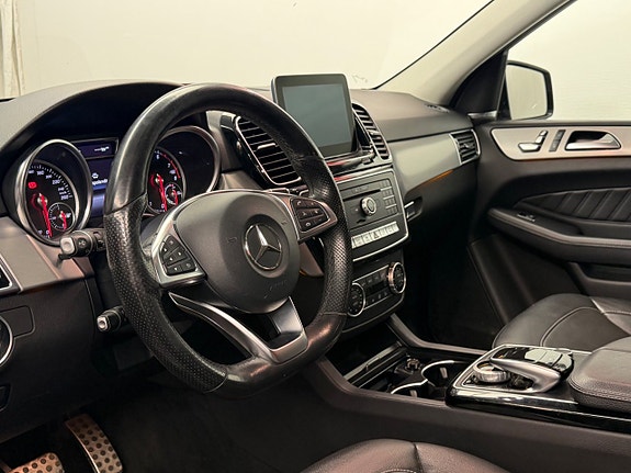 Mercedes-Benz GLE500 e 8 of 16