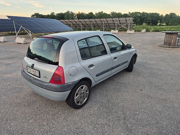 Renault Clio 7 of 7