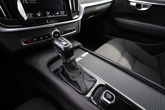 Volvo V90 26 of 30