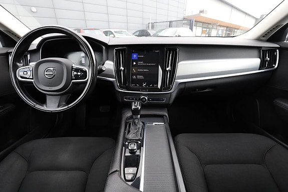 Volvo V90 13 of 30