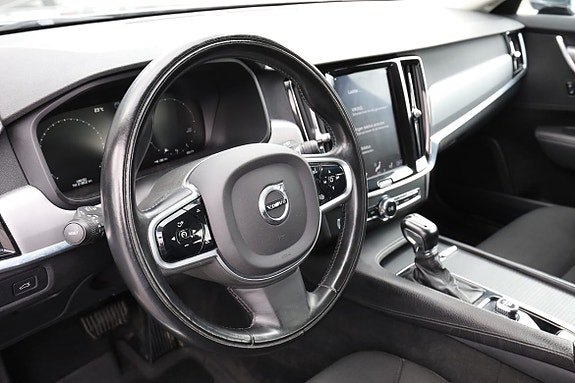 Volvo V90 12 of 30