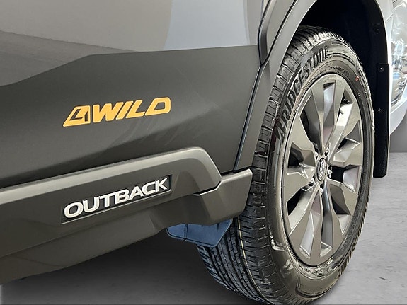 Subaru Outback 11 of 16