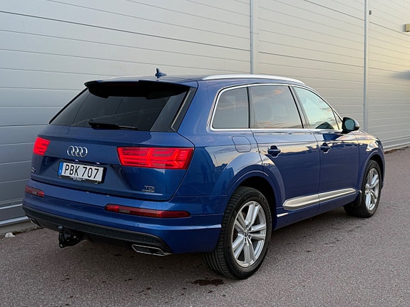 Audi Q7 5 of 5