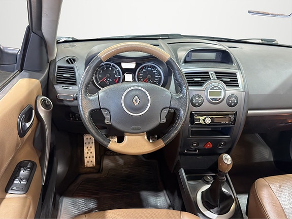 Renault Megane 11 of 21